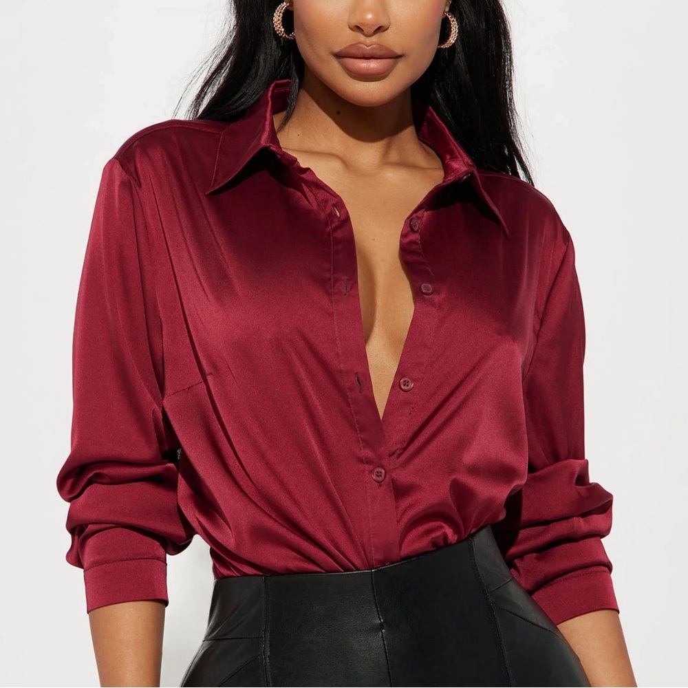 Perfect for the holidays!! Button Down Top - Burgundy. Womens. Size medium.